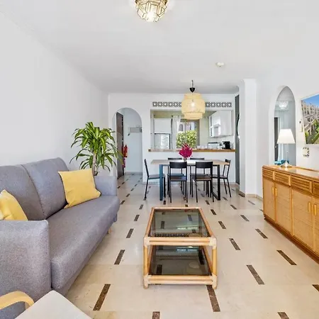 Amazing With Sea View & Big Terrace Apartment Mijas